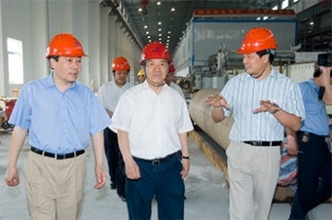 2007年5月25日，時任全國政協(xié)常委、經(jīng)濟委員會副主任、中國包裝聯(lián)合會會長石萬鵬一行來公司視察