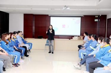 以愛為線，以懂為梁 | 景興紙業(yè)開展“與青春期孩子的溝通——懂是愛的前提”互動(dòng)沙龍活動(dòng)